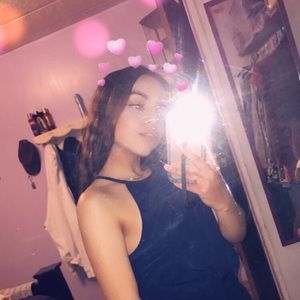 Meet your Posher, Leslie